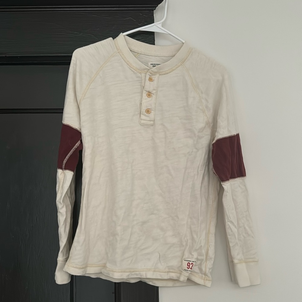 Abercrombie & Fitch Long Sleeve